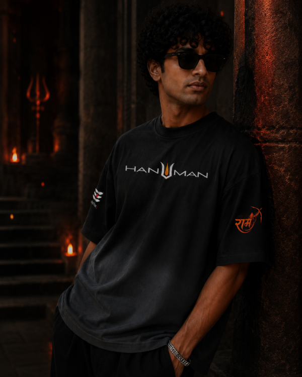 black ombre wash boxyfit t shirt life style 2